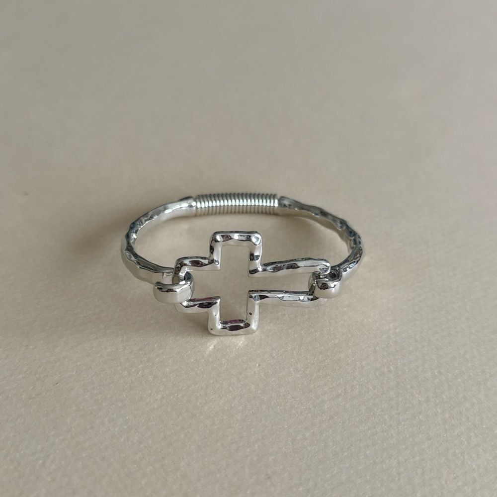 Silver Hammered Cross Bracelet N1858 - Picture 2 of 4